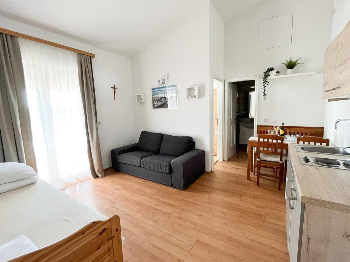 Apartments Dubravka Medulin Exterior photo